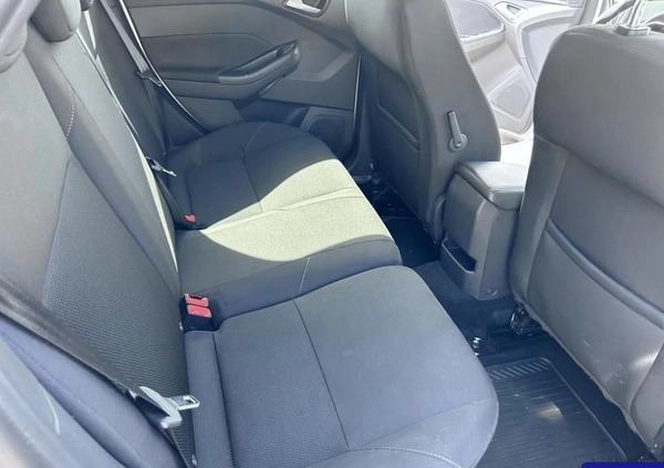 Ford Focus cena 34700 przebieg: 158202, rok produkcji 2018 z Wieliczka małe 742